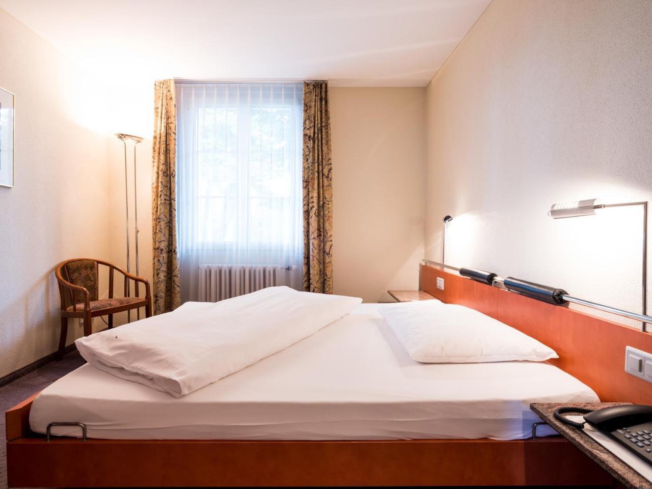 Landgasthof Hotel Menzberg Extérieur photo